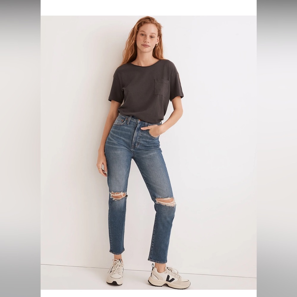Madewell Petite Perfect Vintage Crop Jean Gooding Wash Knee Rip Edition